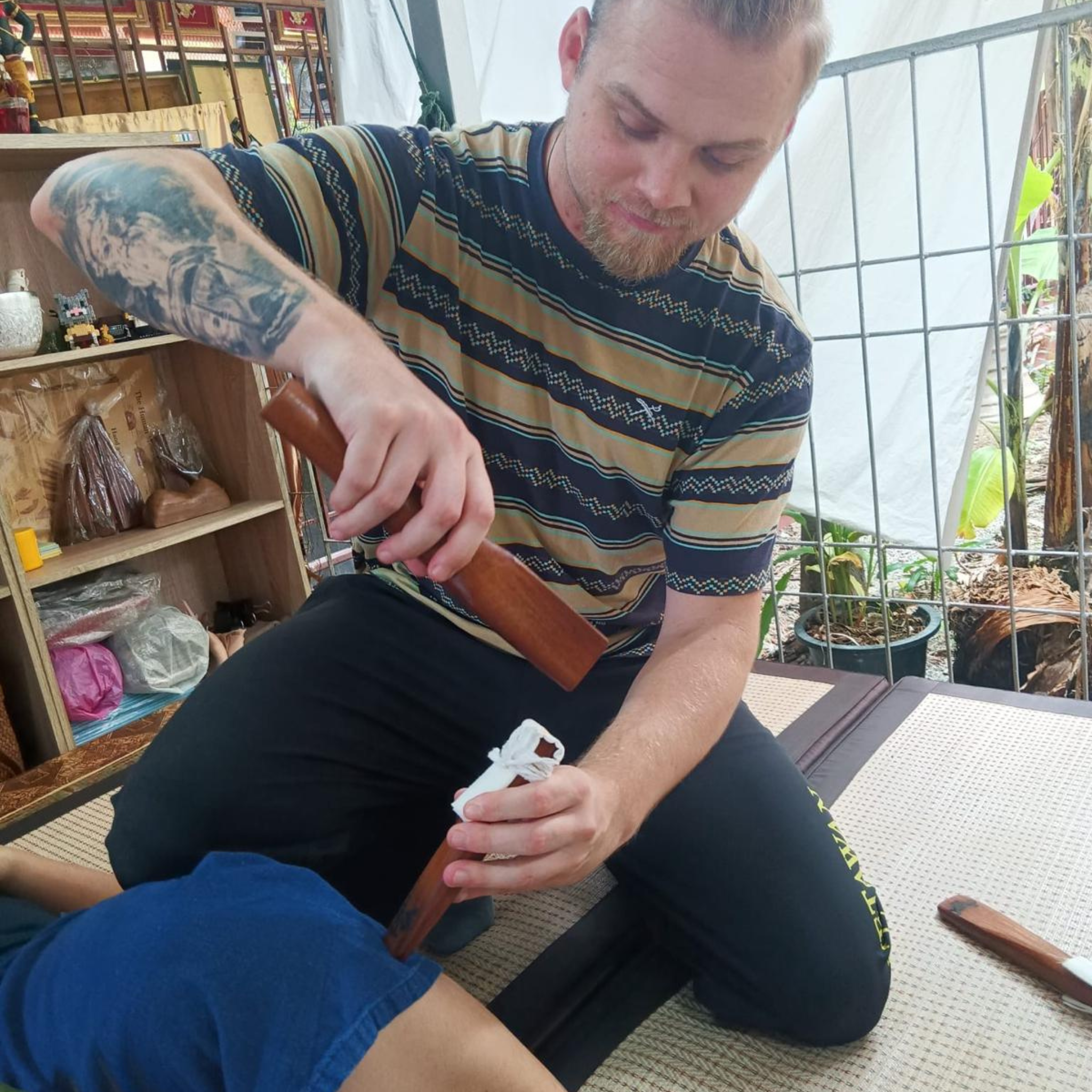 Tok Sen Massage – Klopftechnik aus Nordthailand (60 & 90 Minuten)